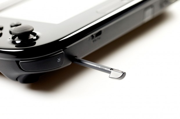 Im Wii-U-Gamepad steckt hinten ein Stylus für den resistiven Touchscreen.